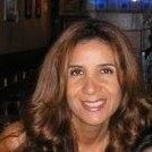 Meet your Posher, Claudia